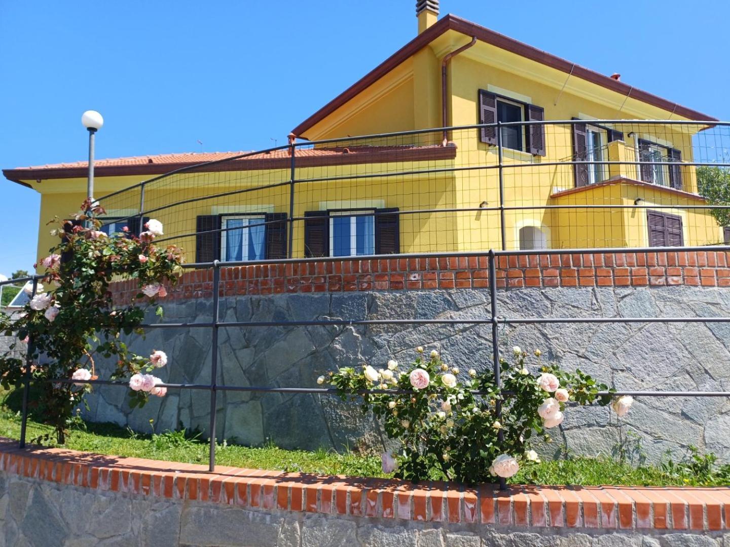 Joivy Villa Guanna - Charming Flat With Garden Bracco Exterior foto