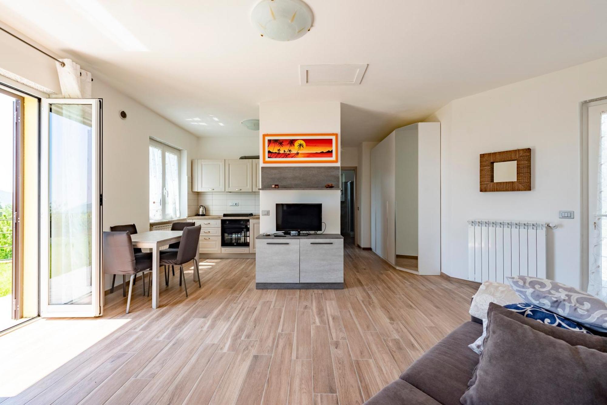 Joivy Villa Guanna - Charming Flat With Garden Bracco Exterior foto