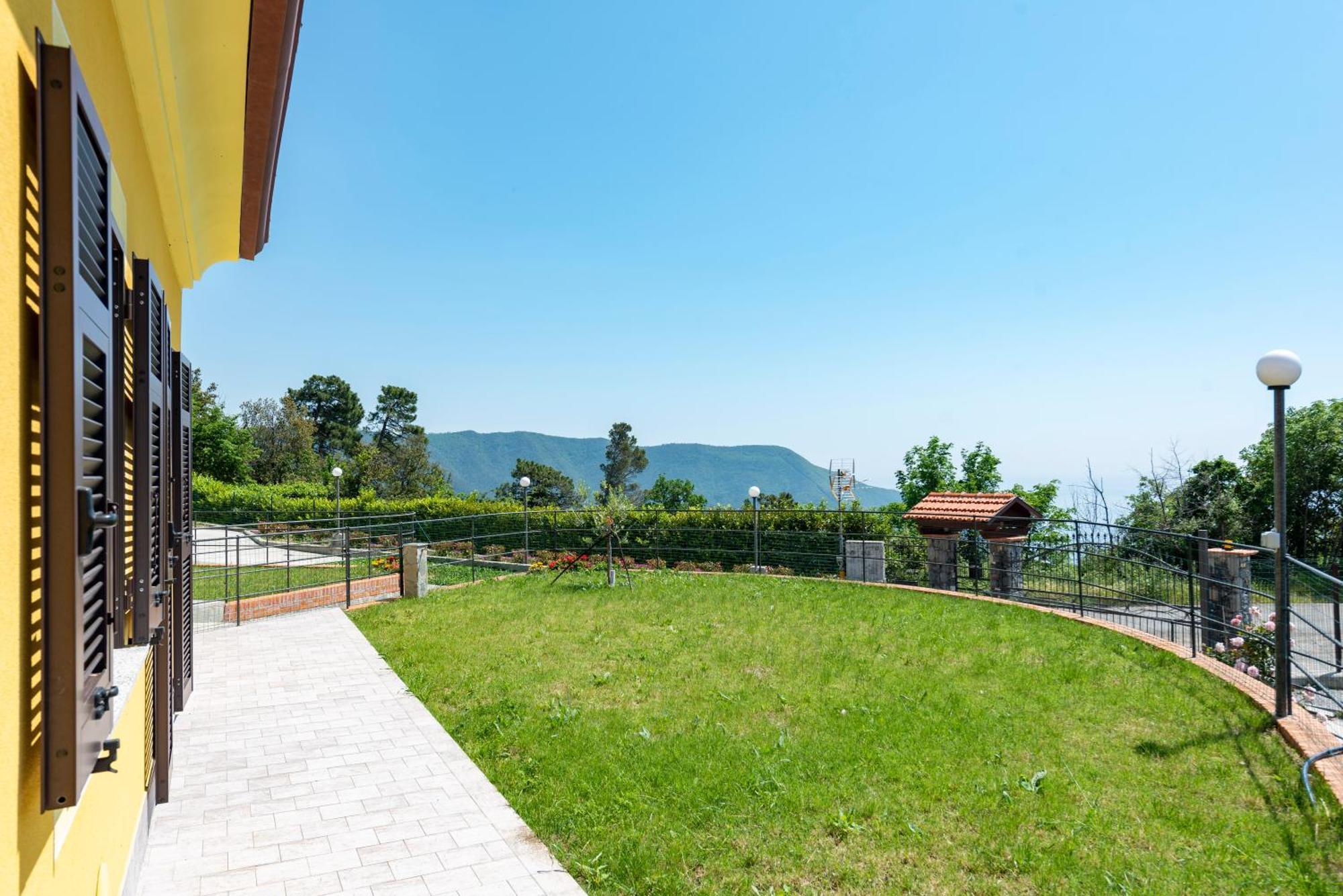 Joivy Villa Guanna - Charming Flat With Garden Bracco Exterior foto