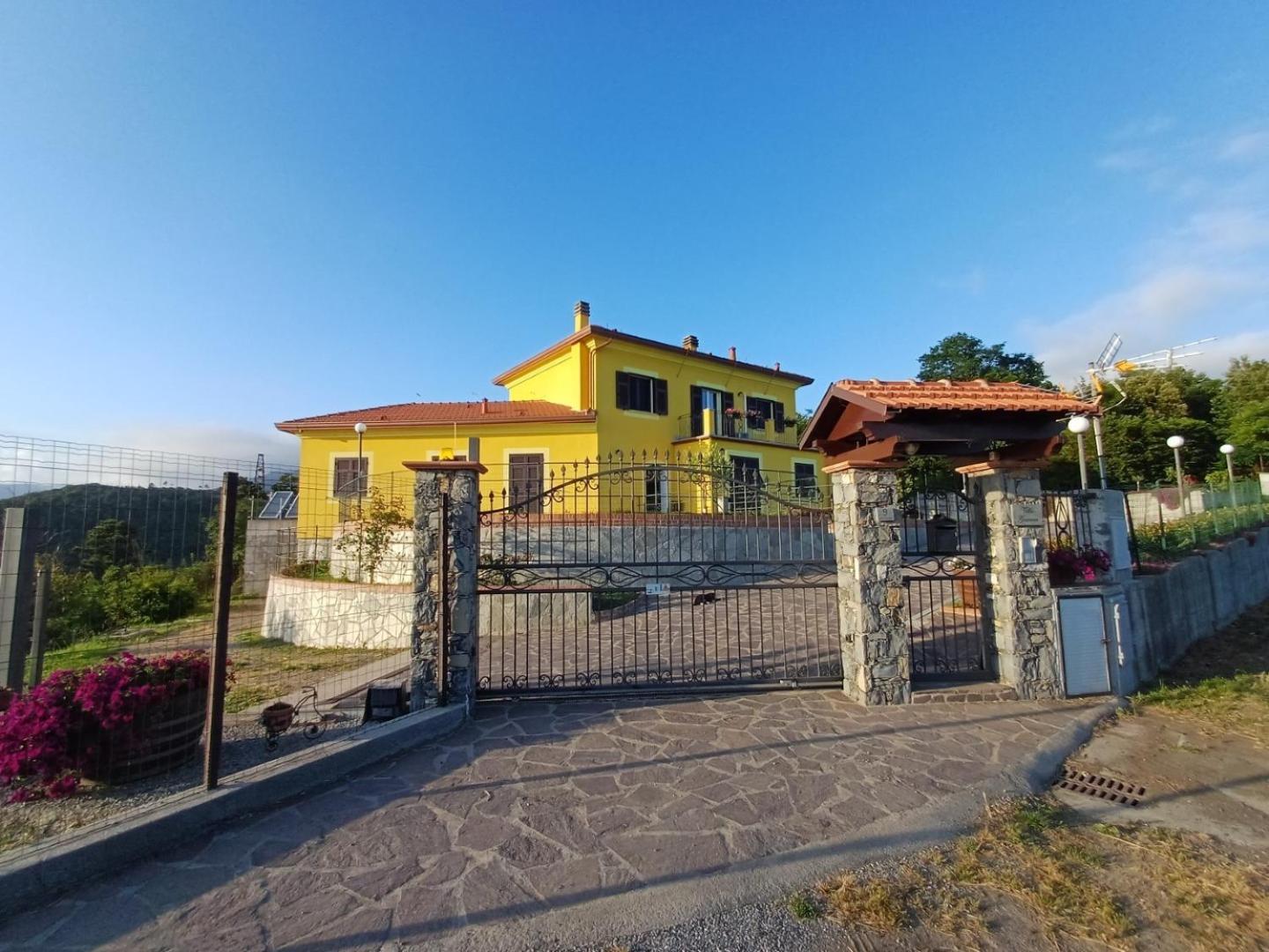 Joivy Villa Guanna - Charming Flat With Garden Bracco Exterior foto